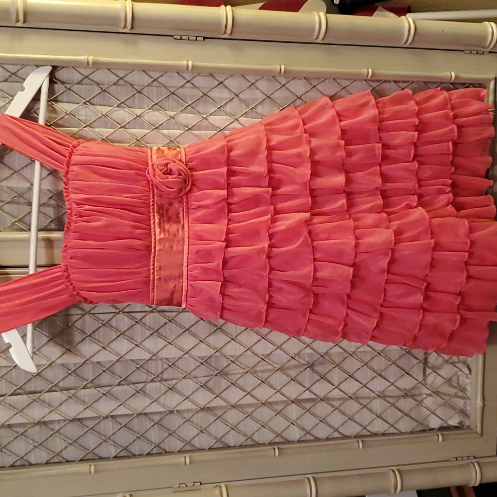 Girl's dress